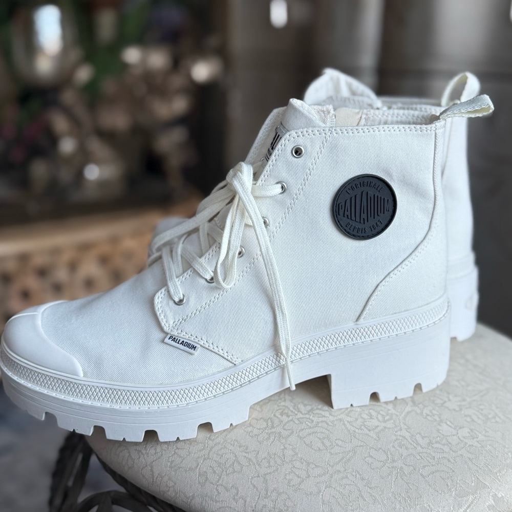 Palladium Women's White Canvas Boots NEW cool sneakers combat style boot - Picture 5 of 14